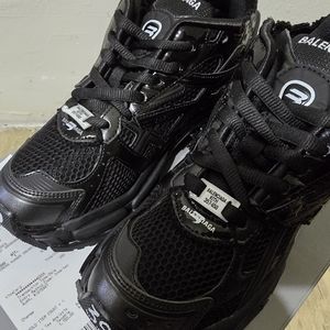 Balenciaga Sneaker size 38 men and usa size 5